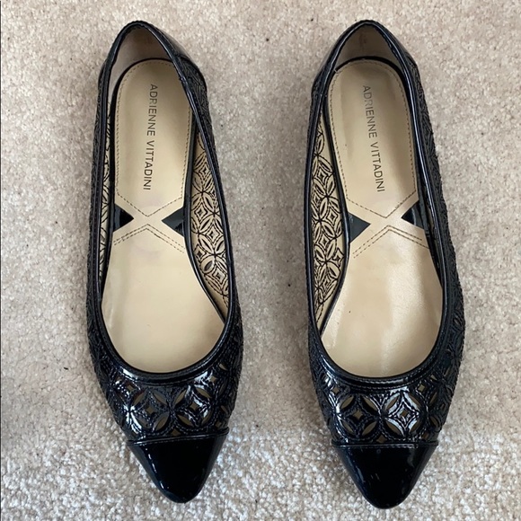 ladies flat sole shoes - Picture 2 of 5